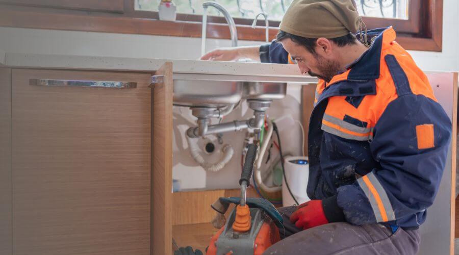 Professional emergency plumbing in Neola, IA